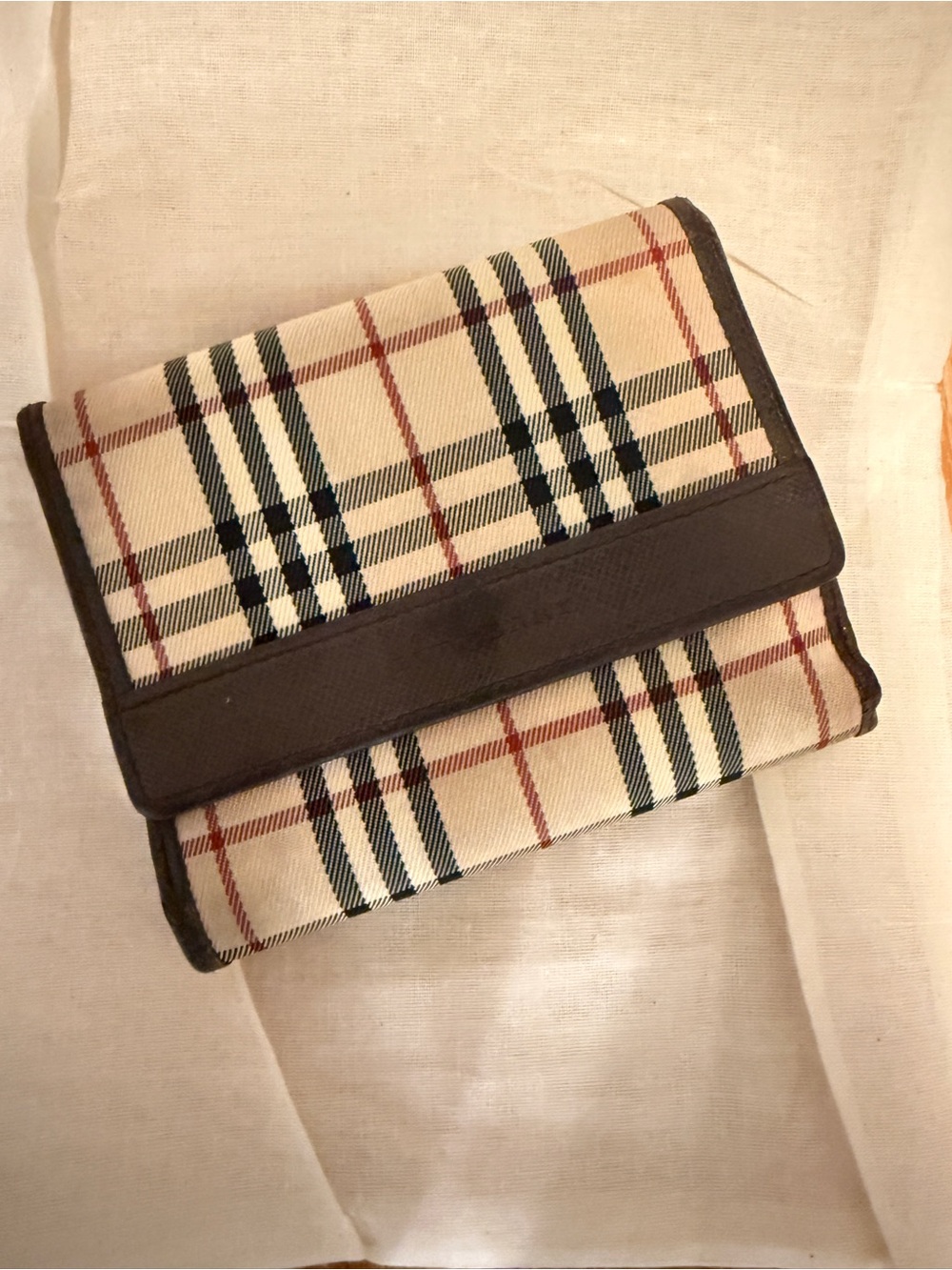 Burberry Nova Check Canvas Wallet Brown Leather Snap Closure - Picture 2 of 9
